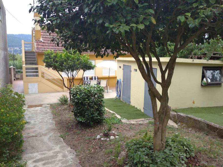 Casita Con Terreno A 10 Minutos Del Centro De Vigo Villa โมอาญา ภายนอก รูปภาพ